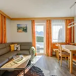 In Tyrol In An Attractive Area アパート フィス
