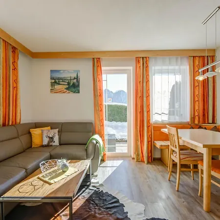 In Tyrol In An Attractive Area * Fiss