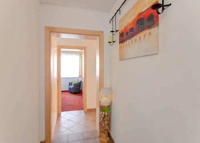 In Tyrol In An Attractive Area Appartement Fiss